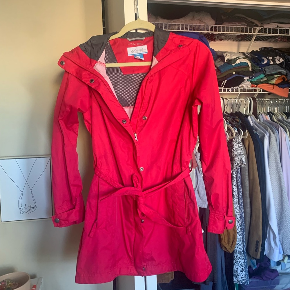 Columbia trench rain jacket. Size Small